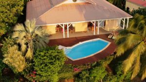 @VillaFalvert, Vue aérienne de la piscine